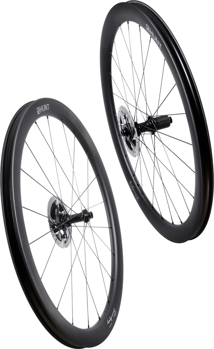 44_46 Aerodynamicist Carbon Disc Wheelset